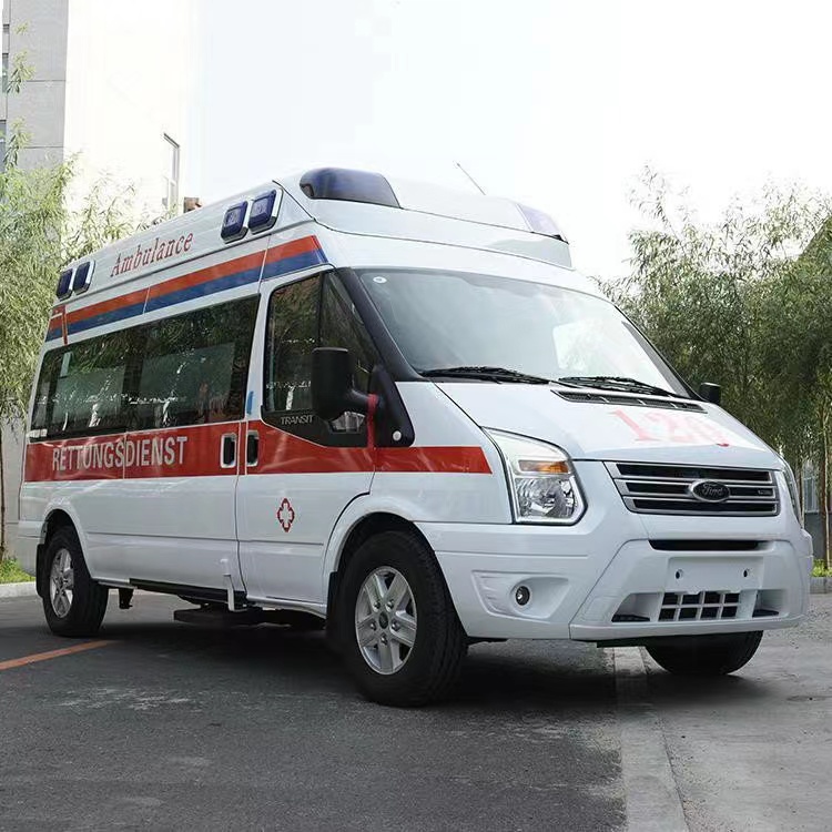 利州行动不便者长途救护车租赁:安全转运的核心注意事项